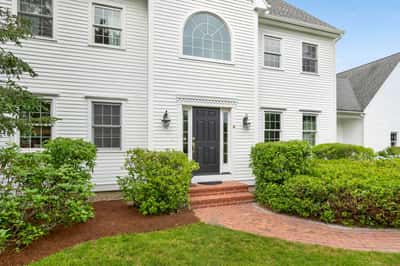 4 Berry Hill Road, Stratham, NH
