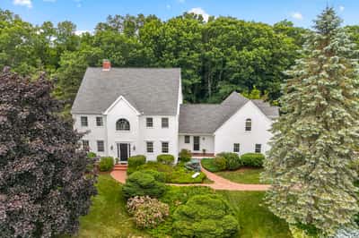 4 Berry Hill Road, Stratham, NH