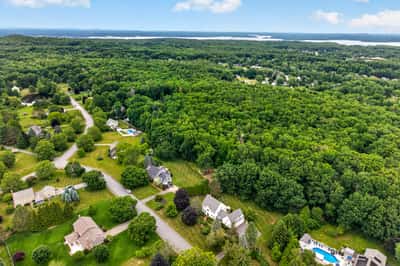 4 Berry Hill Road, Stratham, NH