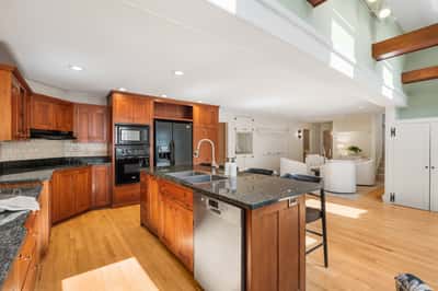 60 Tidewater Farm Road, Greenland, NH