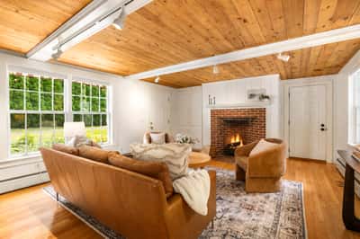 60 Tidewater Farm Road, Greenland, NH
