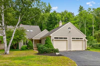 1 Peninsula Dr, 1, Stratham, NH