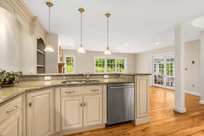 1 Peninsula Dr, 1, Stratham, NH