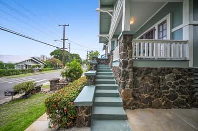 1775 Lusitania St, Honolulu, HI