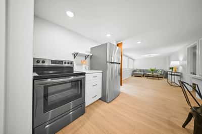 1775 Lusitania St, Honolulu, HI