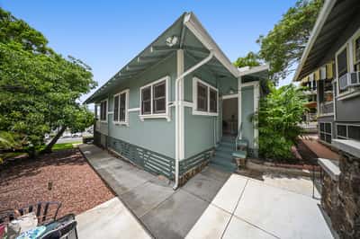 1775 Lusitania St, Honolulu, HI