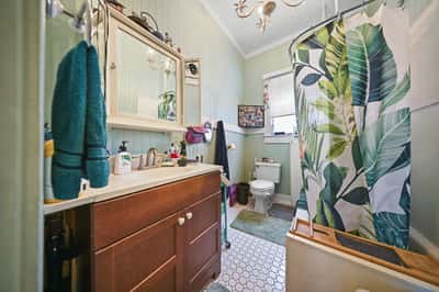 1775 Lusitania St, Honolulu, HI