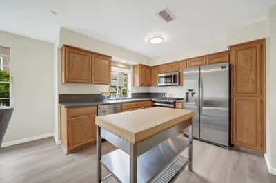 450 E E Street, Benicia, CA