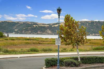 450 E E Street, Benicia, CA