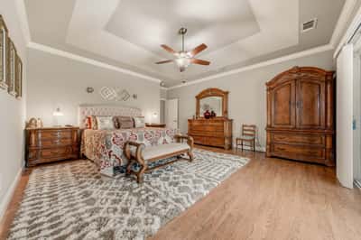 2440 Crescent Moon Court, Redding, CA