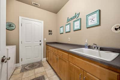 2440 Crescent Moon Court, Redding, CA