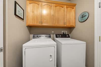 2440 Crescent Moon Court, Redding, CA