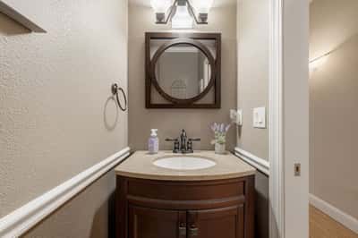 2440 Crescent Moon Court, Redding, CA