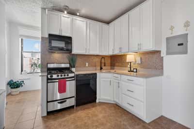 133 Madison St, #4L, Hoboken, NJ