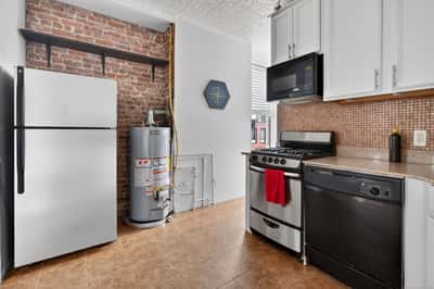 133 Madison St, #4L, Hoboken, NJ