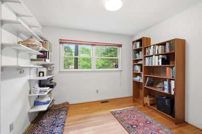 1904 Overland Drive, Chapel Hill, NC