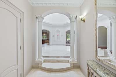 12 Denham Drive, Richmond Hill, ON