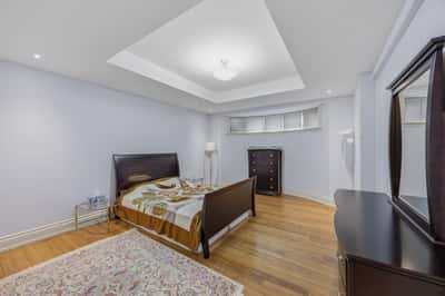 12 Denham Drive, Richmond Hill, ON