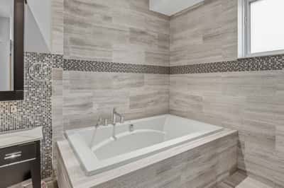 12 Denham Drive, Richmond Hill, ON