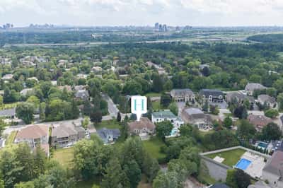 12 Denham Drive, Richmond Hill, ON