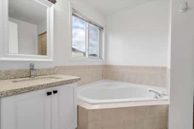 691 Ormond Drive, Oshawa, ON