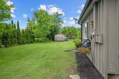 5402 Young St, Harwood, ON