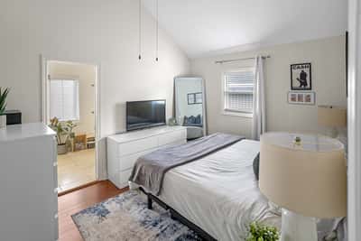 5402 Young St, Harwood, ON