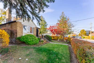 227 Ava Rd, York, ON
