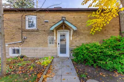 227 Ava Rd, York, ON