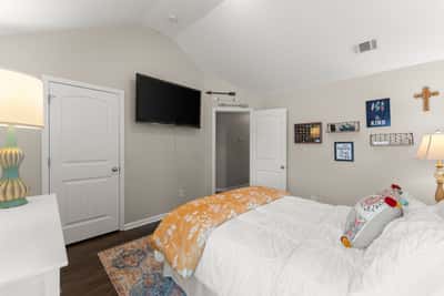 5815 Crest Oak Way, Cumming, GA