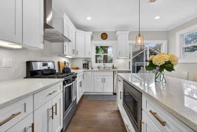 54 Van Riper Ave, Rutherford, NJ