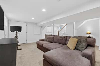 54 Van Riper Ave, Rutherford, NJ