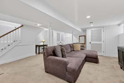 54 Van Riper Ave, Rutherford, NJ