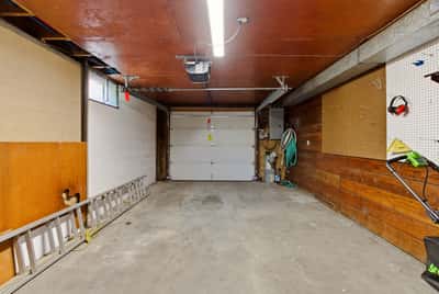 6825 Linden Avenue North, Seattle, WA