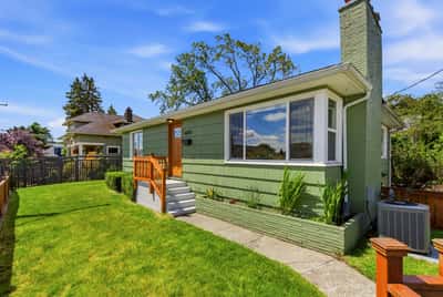 6825 Linden Avenue North, Seattle, WA