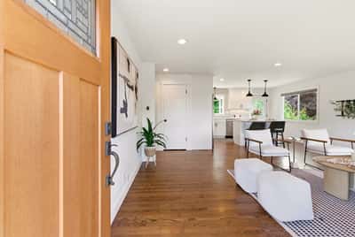 6825 Linden Avenue North, Seattle, WA