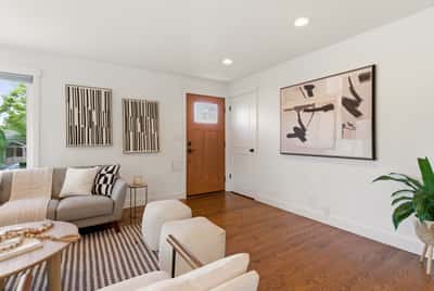 6825 Linden Avenue North, Seattle, WA
