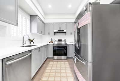 183 Featherstone Rd, Milton, ON