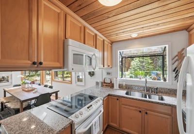 71105 Meadow Grass Circle #GH18, Black Butte Ranch, OR