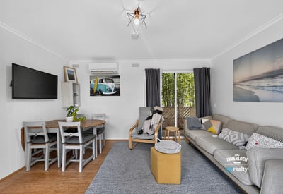 Bright and inviting living area with modern furnishings, perfect for relaxation and entertaining.