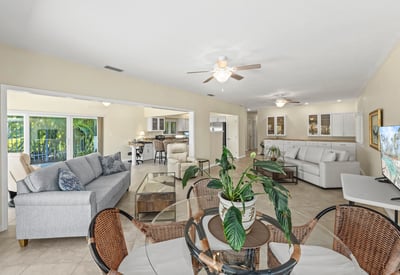 1320 Moonmist Dr Unit B11, Sarasota, FL