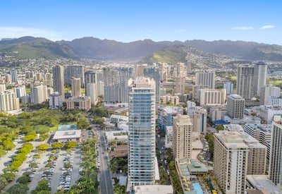223 Saratoga Rd #3302, Honolulu, HI