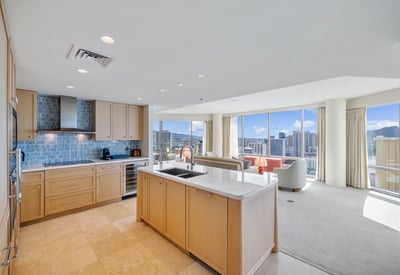223 Saratoga Rd #3302, Honolulu, HI