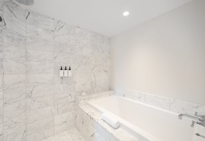 223 Saratoga Rd #3302, Honolulu, HI