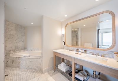 223 Saratoga Rd #3302, Honolulu, HI