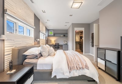24 Glenview Ave, Toronto, ON