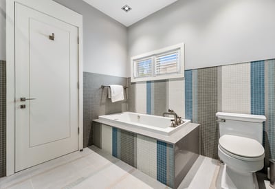 24 Glenview Ave, Toronto, ON