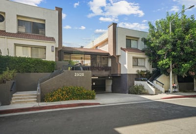 21620 Burbank Blvd., 22, Woodland Hills, CA