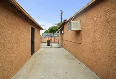 545 N 5th St., La Puente, CA