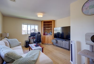 630 E Cook St, Santa Maria, CA